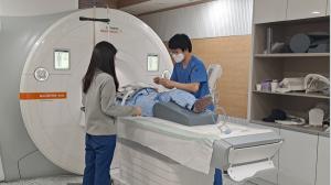 거붕백병원 취약계층에 무료 MRI 검사
